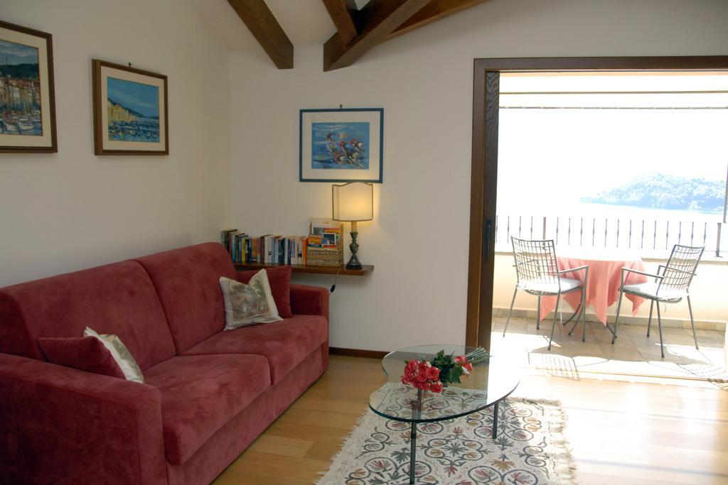 Alveluu Ristorante E Suites Tremezzo Δωμάτιο φωτογραφία